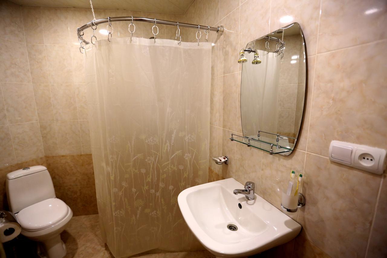 Amrots Hotel Vayk Bagian luar foto